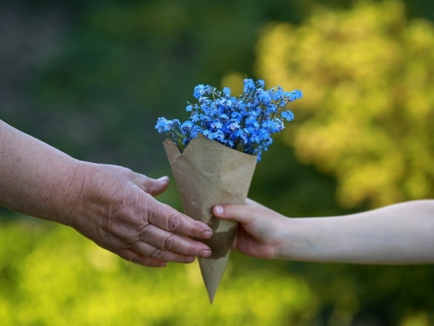 niebieski bukiet kwiatów